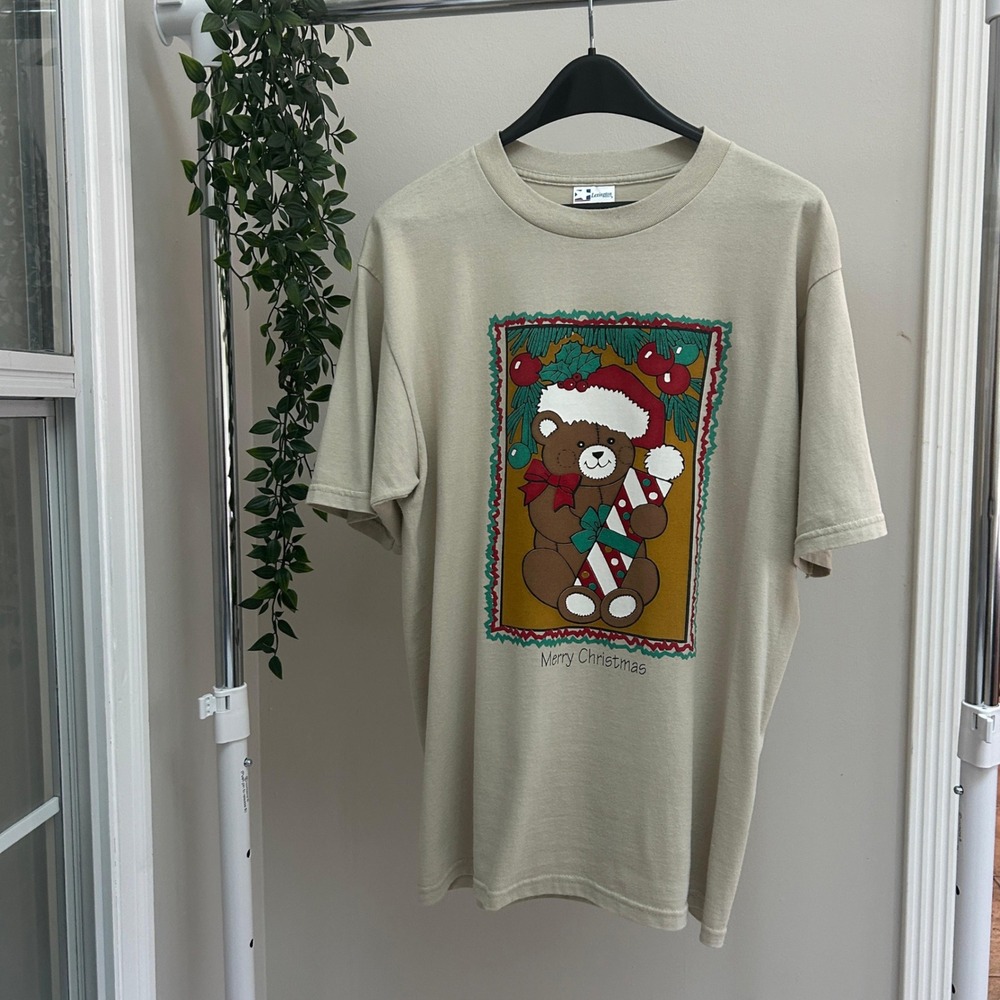 Gently Used Lexington Vintage Christmas Teddy Bear Graphic T-Shirt Beige Large
